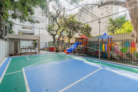 Image 35 - 984659