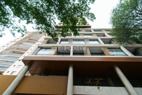 Image 28 - 756936