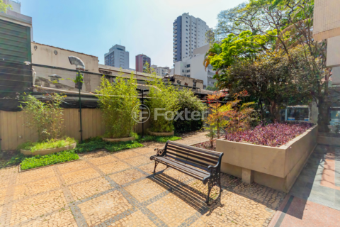 Image 35 - 1013072