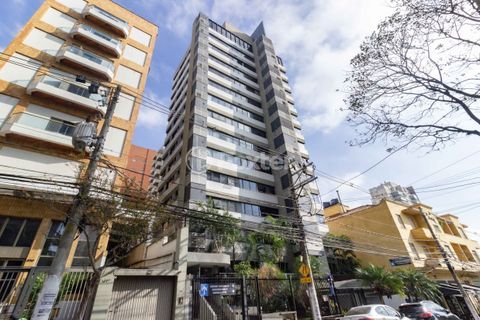 Image 17 - 928884