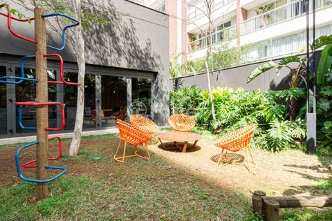 Image 33 - 524418