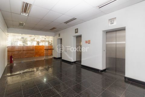 Image 24 - 865628