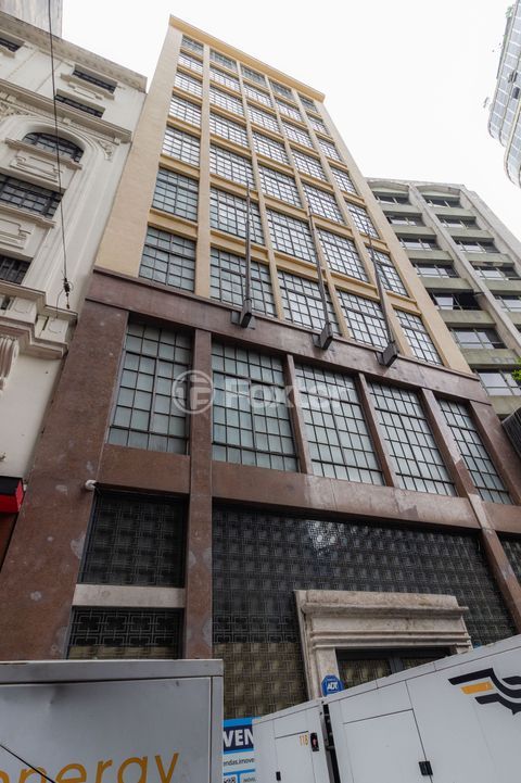 Image 68 - 865645