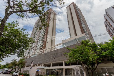 Image 29 - 965896