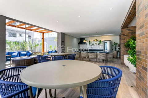 Image 4 - 953886