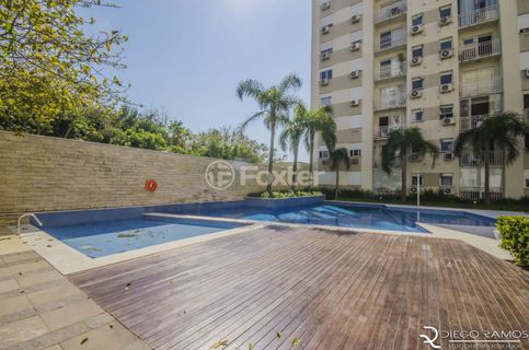 Image 16 - 1008477