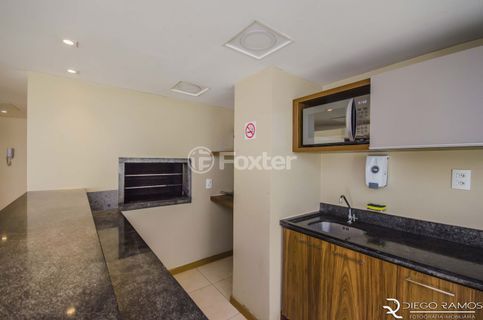 Image 60 - 1008477