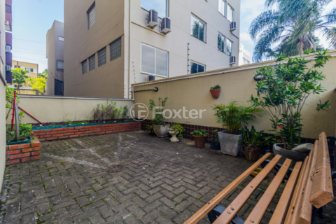 Image 31 - 1036184