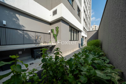 Image 24 - 945175