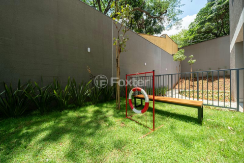 Image 31 - 945175