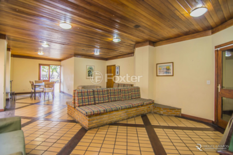 Image 31 - 985689