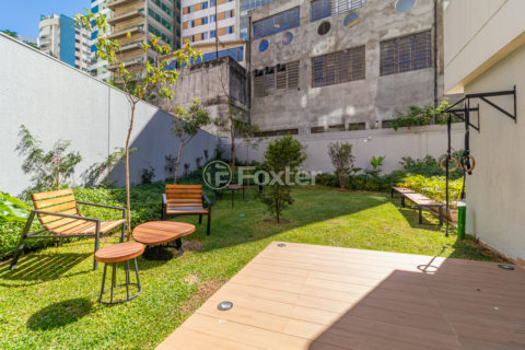 Image 21 - 1011872