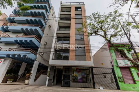 Image 24 - 868587