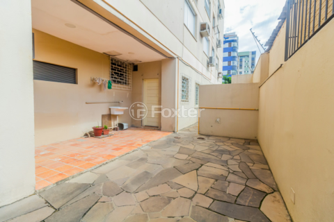 Image 33 - 852705