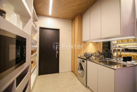 Image 3 - 1039779