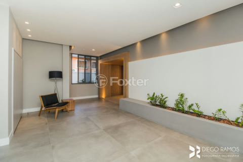 Image 32 - 209695