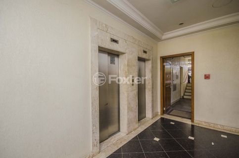 Image 82 - 229330
