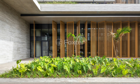 Image 7 - 877835