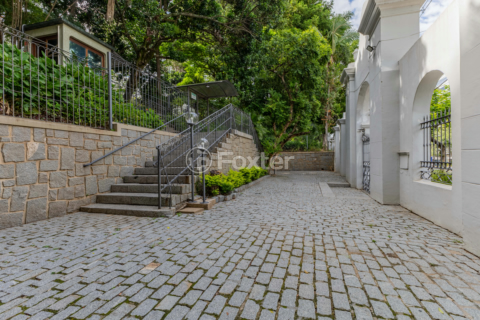 Image 79 - 979693