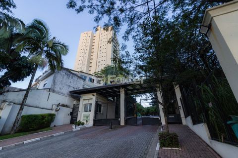 Image 21 - 1017239