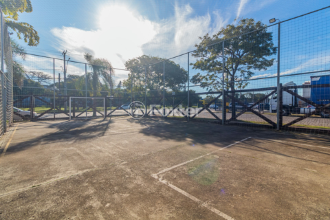 Image 77 - 1011352
