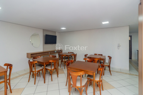Image 48 - 1000346