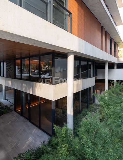 Image 26 - 148582