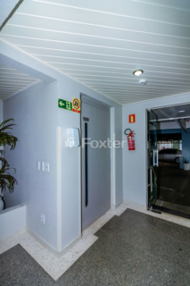 Image 2 - 1017923