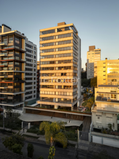 Image 37 - 1009574