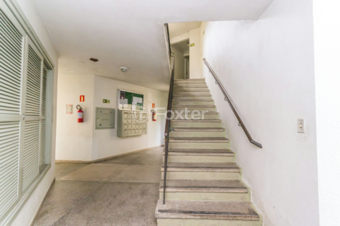 Image 20 - 884837