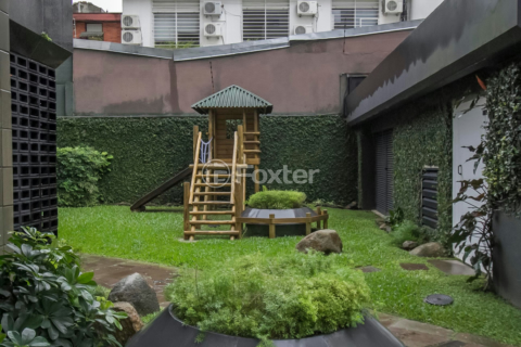 Image 61 - 1028067