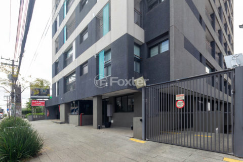 Image 27 - 996672