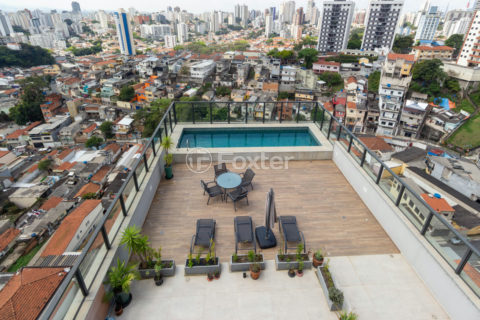 Image 35 - 996672