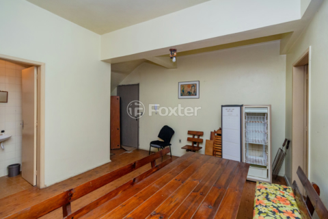 Image 31 - 981108