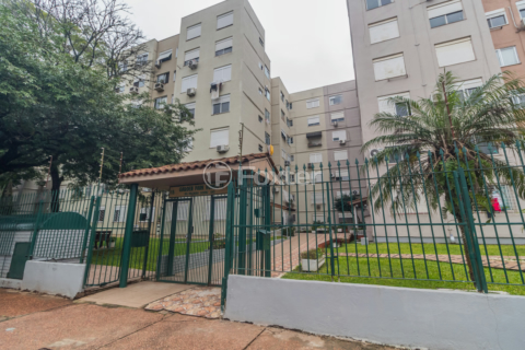 Image 38 - 1016493