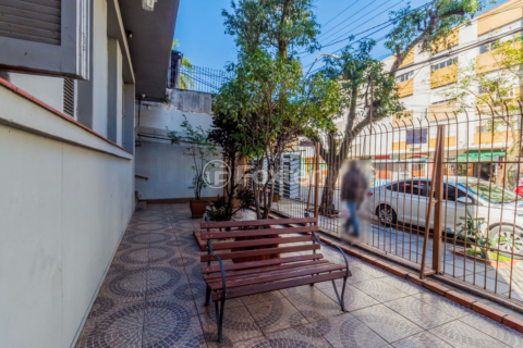Image 31 - 1011038