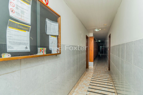 Image 32 - 1011038