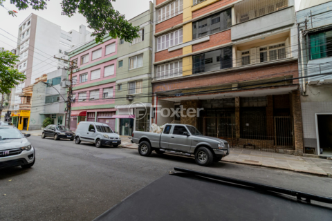 Image 19 - 1018789