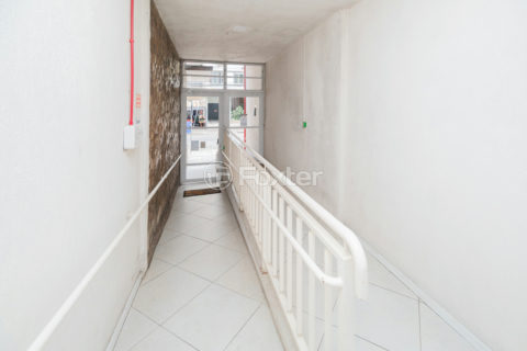 Image 21 - 1029817