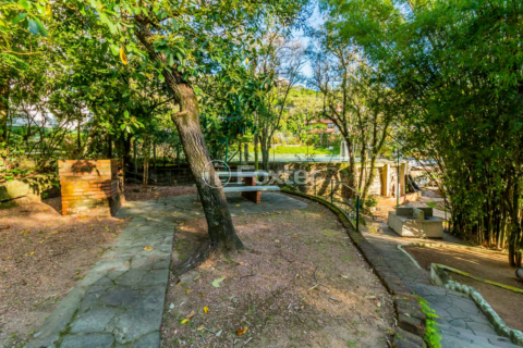 Image 30 - 1012639