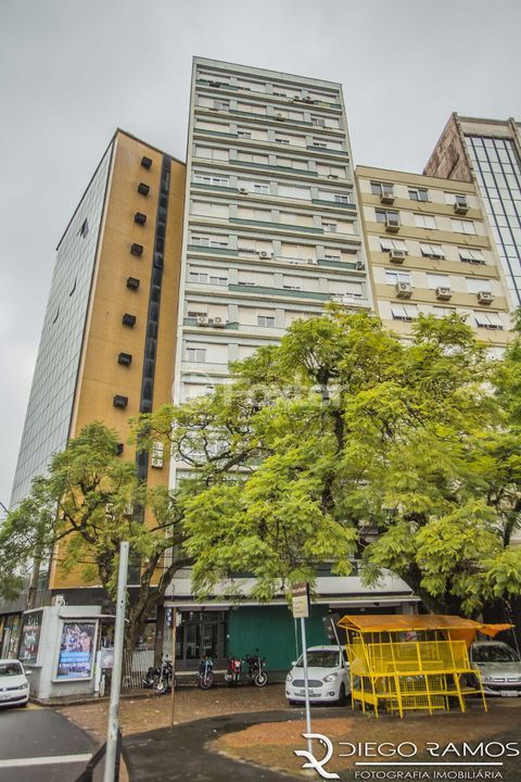 Image 29 - 887269