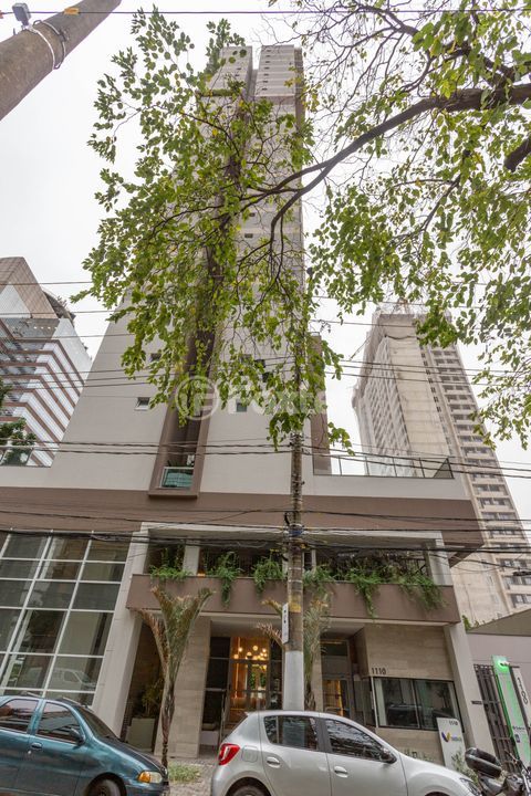 Image 15 - 1012992
