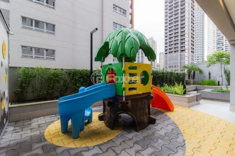 Image 36 - 1010761