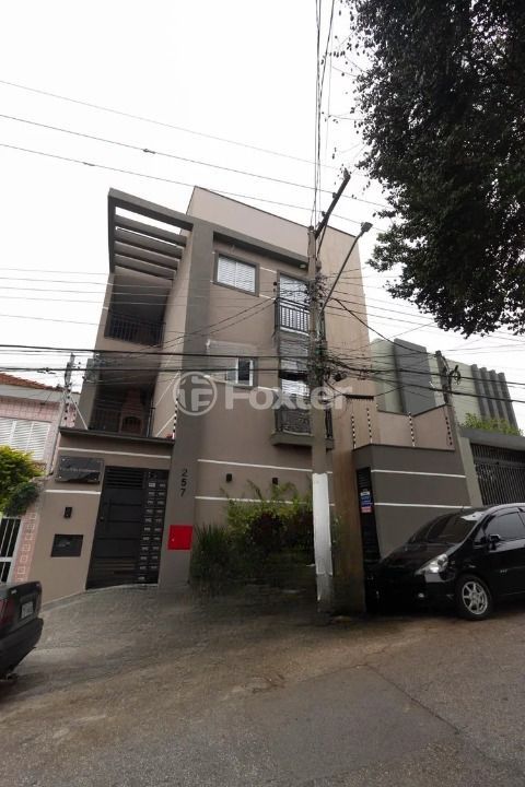 Image 8 - 854932
