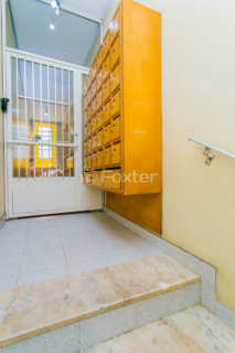 Image 33 - 144703