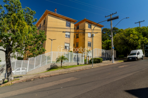 Image 21 - 220003