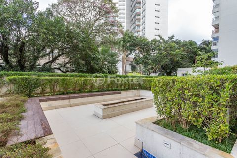 Image 67 - 1032624