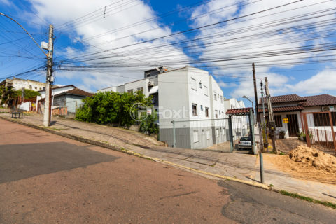 Image 29 - 616742