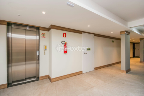 Image 21 - 294040