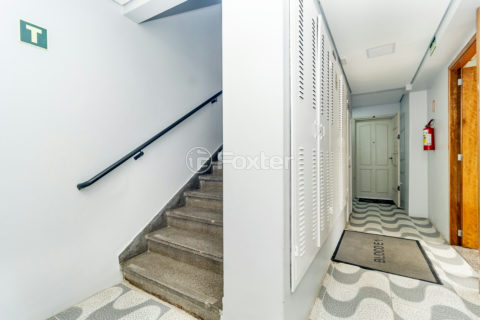 Image 37 - 1034608